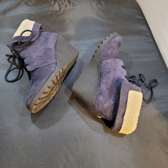 NAUTICA SUEDE WEDGE FAUX FUR INSOLE WOMENS LACE UP BOOTIE - Picture 6 of 15